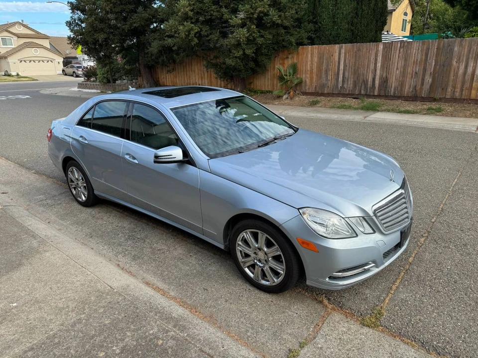 2013 Mercedes-Benz W212 E-Class - Image 5 of 11