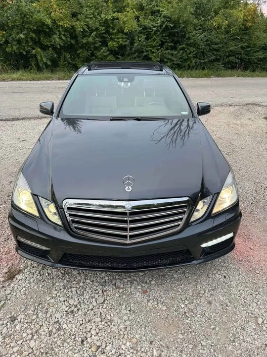 2013 Mercedes-Benz W212 E-Class - Image 2 of 15