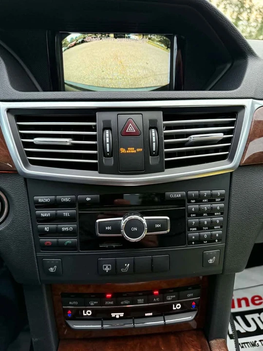 2013 Mercedes-Benz W212 E-Class - Image 9 of 15