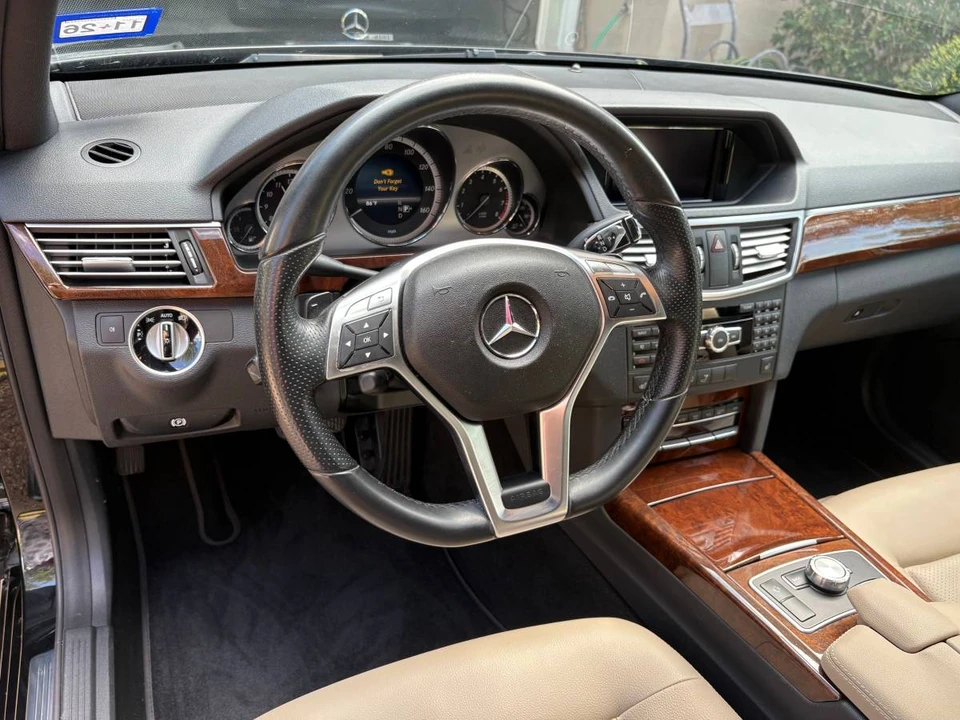 2013 Mercedes-Benz W212 E-Class - Image 9 of 18