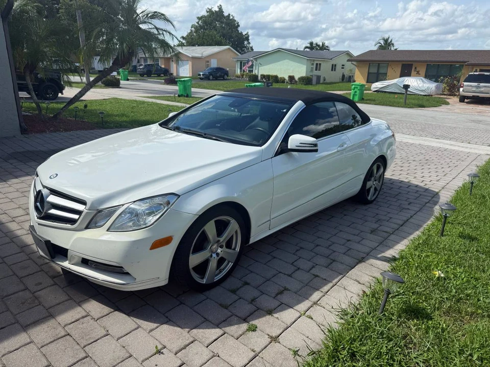 2013 Mercedes-Benz C207/A207 E-Class Coupe & Convertible - Image 3 of 5