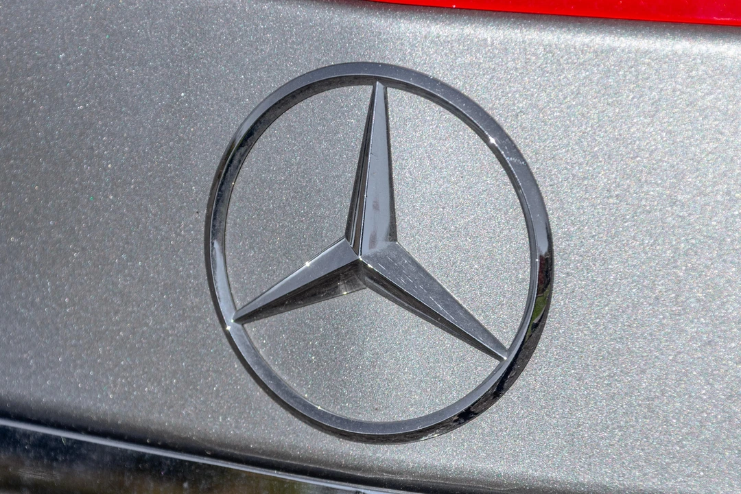 2013 Mercedes-Benz C207/A207 E-Class Coupe & Convertible - Image 20 of 31