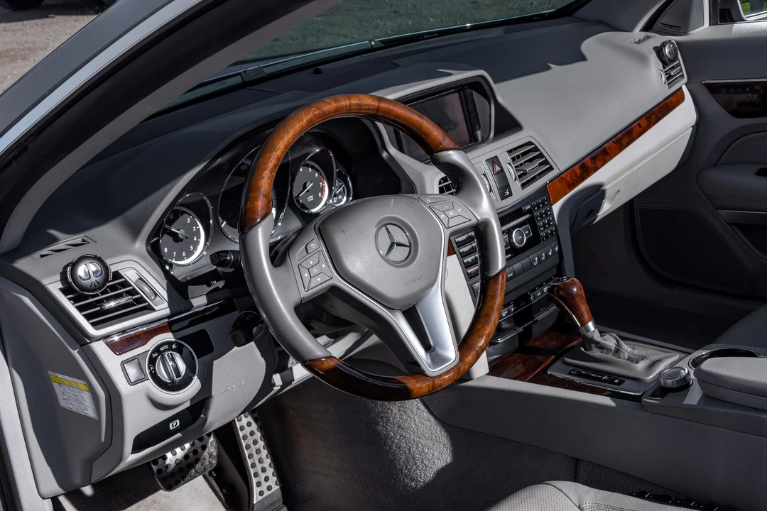 2013 Mercedes-Benz C207/A207 E-Class Coupe & Convertible - Image 27 of 31