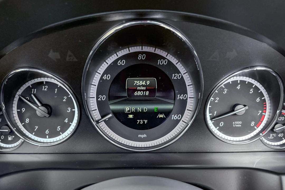 2013 Mercedes-Benz C207/A207 E-Class Coupe & Convertible - Image 30 of 31