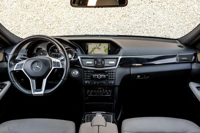 2013 Mercedes-Benz W212 E-Class - Image 17 of 21