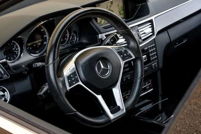 2013 Mercedes-Benz W212 E-Class - Image 19 of 21