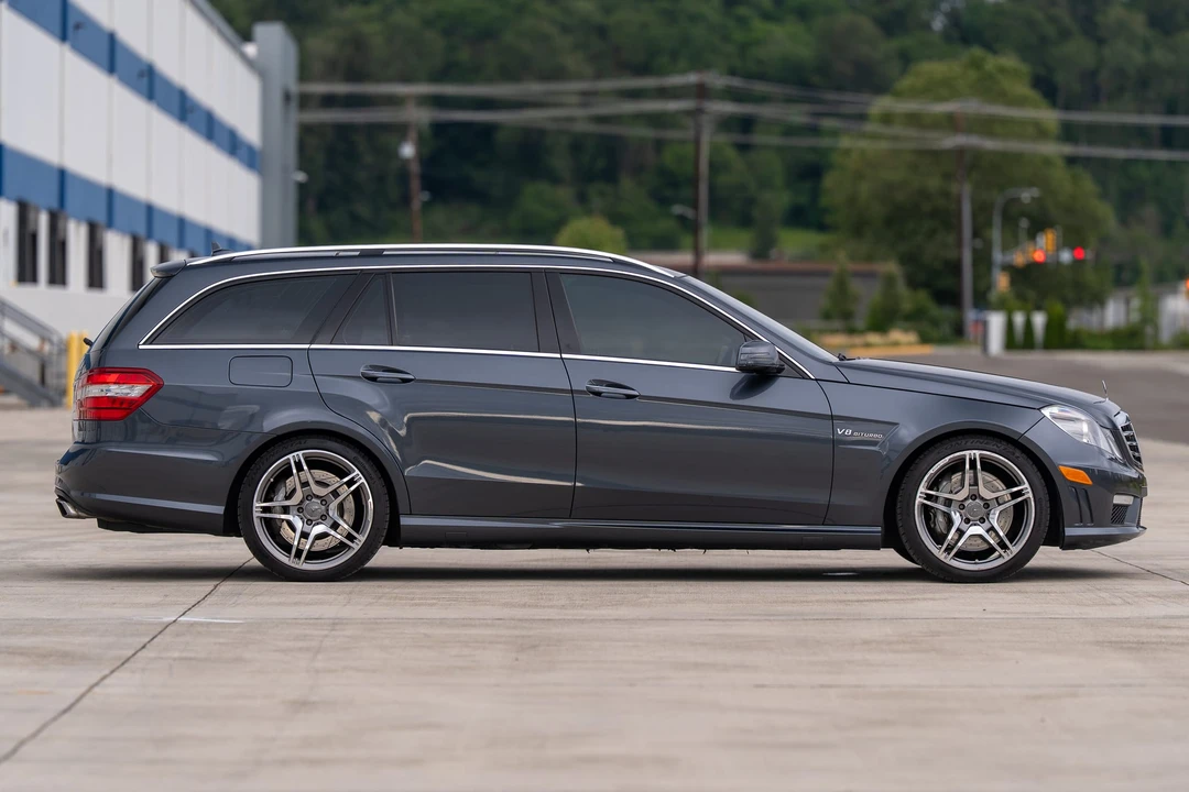 2013 Mercedes-Benz W212 E 63 AMG - Image 26 of 31