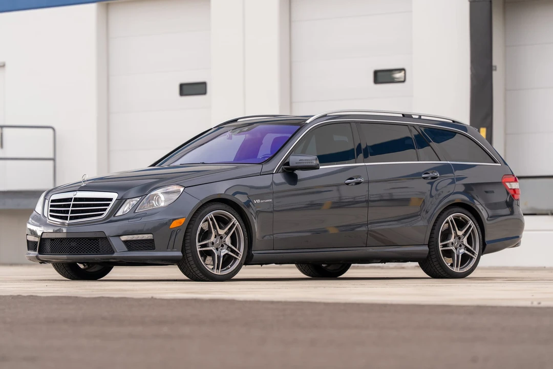 2013 Mercedes-Benz W212 E 63 AMG - Image 3 of 31