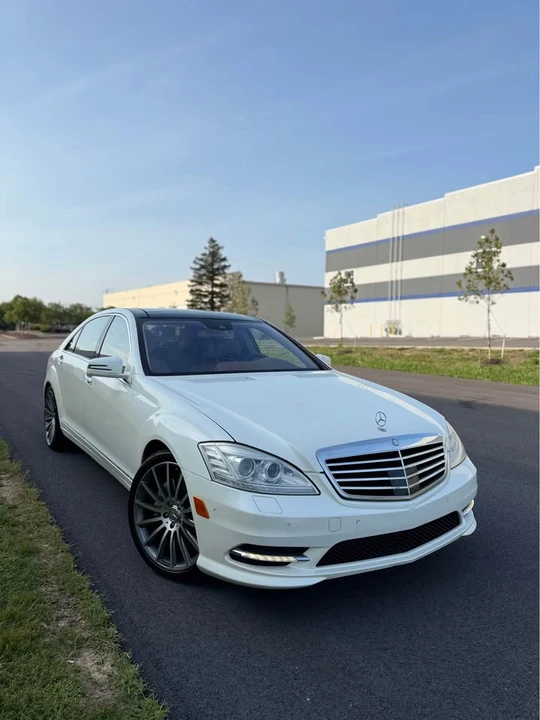 2013 Mercedes-Benz W221 S-Class - Image 2 of 18