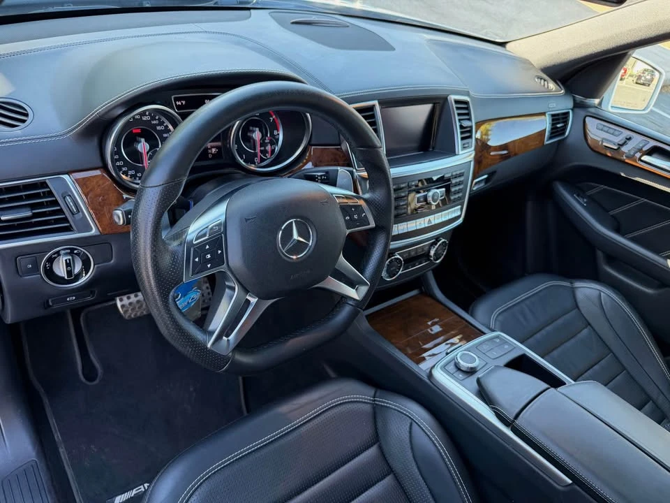 2013 Mercedes-Benz EQE - Image 5 of 16