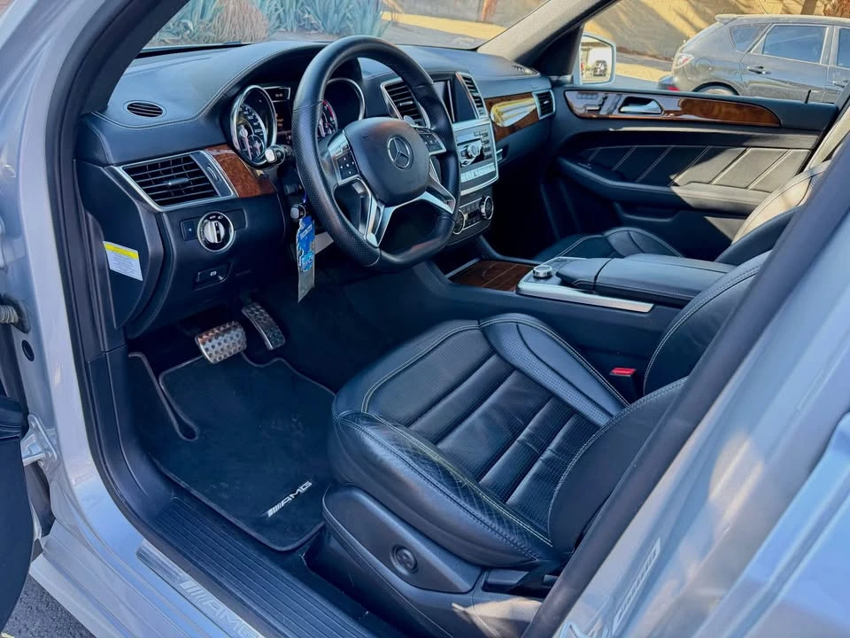 2013 Mercedes-Benz EQE - Image 6 of 16