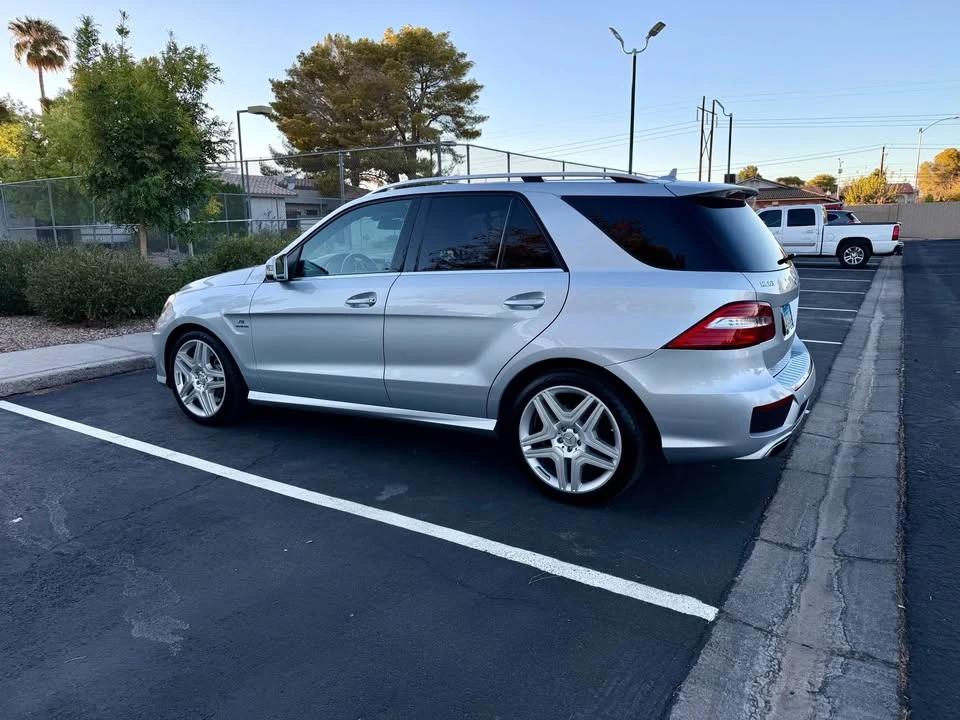 2013 Mercedes-Benz EQE - Image 4 of 16