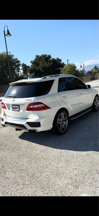 2013 Mercedes-Benz EQE - Image 6 of 8