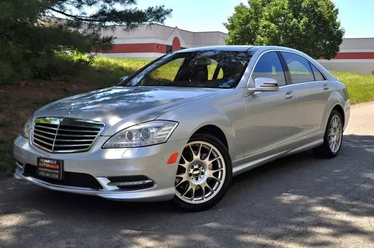2013 Mercedes-Benz S-Class S 550 4MATIC Sedan