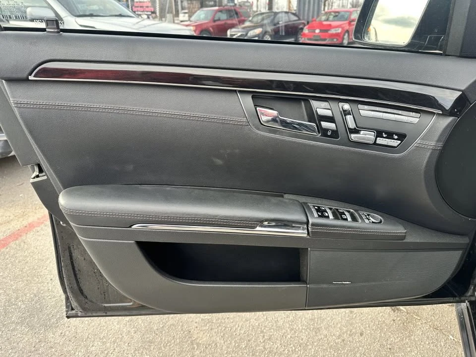 2013 Mercedes-Benz W221 S-Class - Image 17 of 18