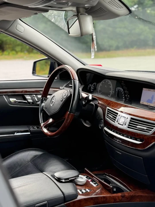 2013 Mercedes-Benz W221 S-Class - Image 7 of 15