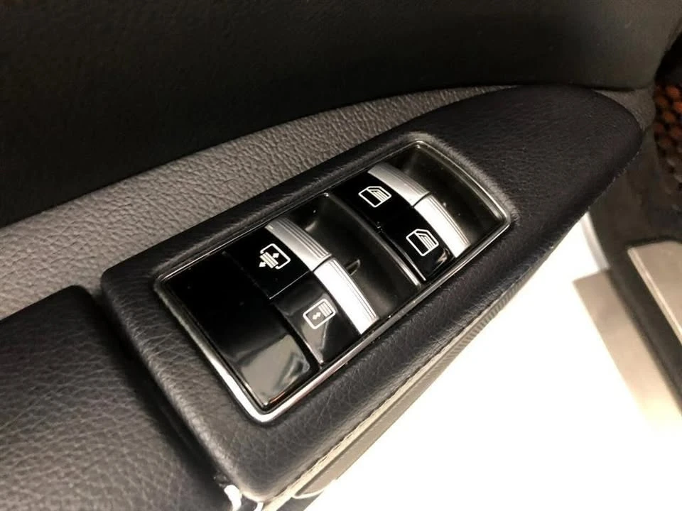 2013 Mercedes-Benz W221 S-Class - Image 9 of 20