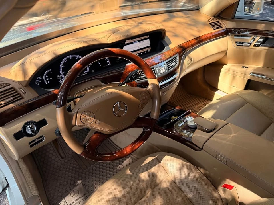 2013 Mercedes-Benz W221 S-Class - Image 9 of 20