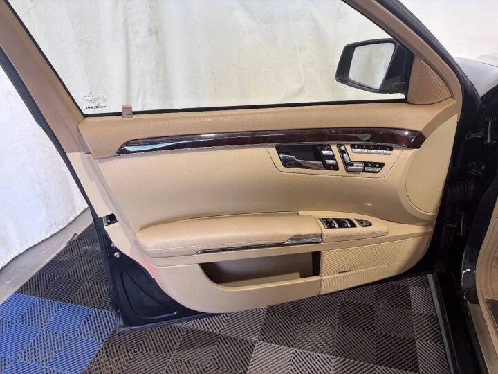 2013 Mercedes-Benz W221 S-Class - Image 6 of 16
