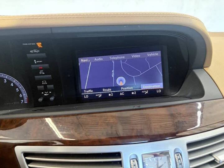 2013 Mercedes-Benz W221 S-Class - Image 11 of 16