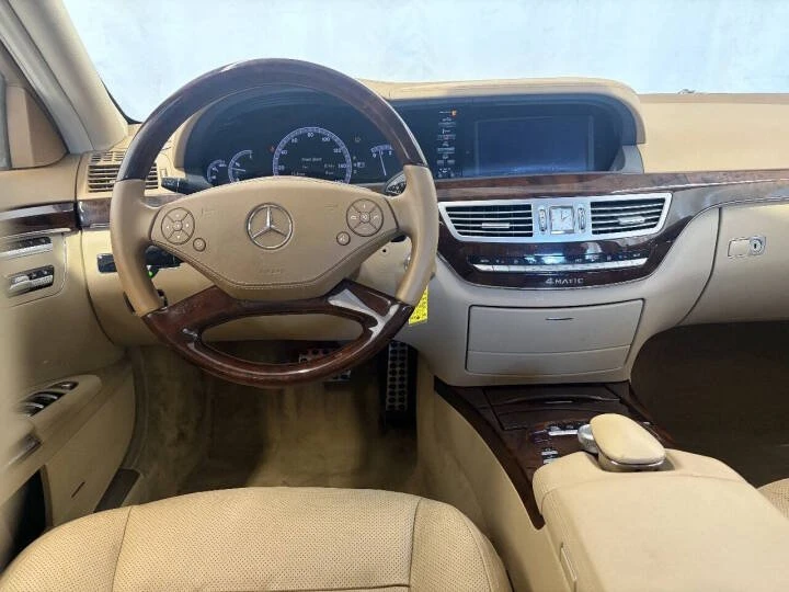 2013 Mercedes-Benz W221 S-Class - Image 9 of 16