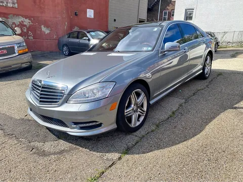 2013 Mercedes-Benz S-Class S 550 4MATIC Sedan 4D