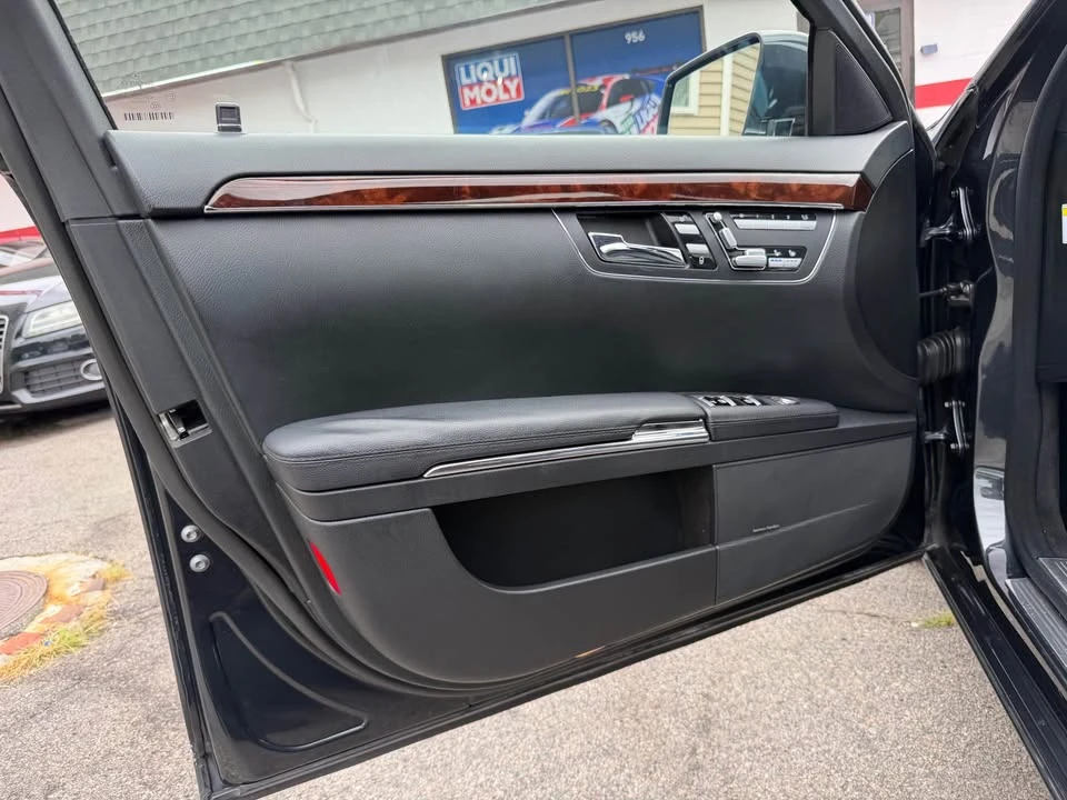 2013 Mercedes-Benz W221 S-Class - Image 6 of 20