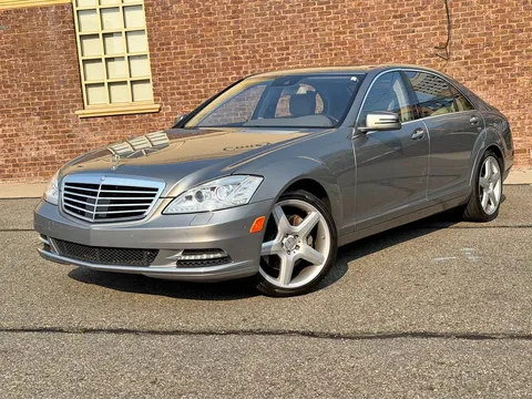2013 Mercedes-Benz S-Class S 550 4MATIC Sedan 4D