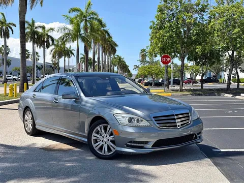 2013 Mercedes-Benz S-Class S 550 4MATIC Sedan 4D