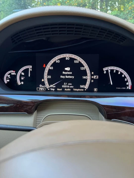 2013 Mercedes-Benz W221 S-Class - Image 8 of 16