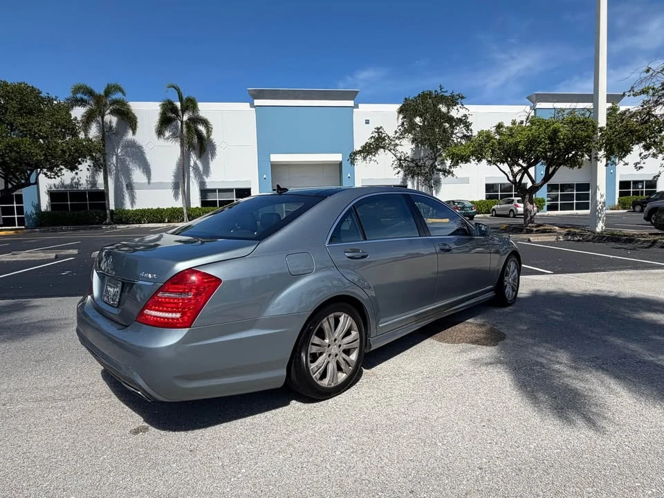 2013 Mercedes-Benz W221 S-Class - Image 2 of 12