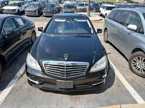 2013 Mercedes-Benz S-Class S 550 4MATIC Sedan 4D