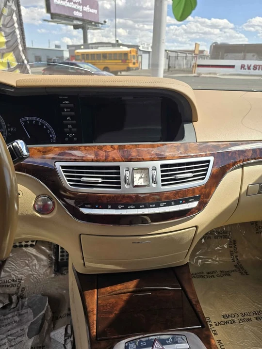 2013 Mercedes-Benz W221 S-Class - Image 8 of 12