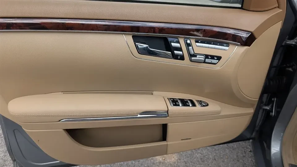 2013 Mercedes-Benz W221 S-Class - Image 8 of 19