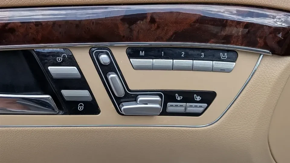 2013 Mercedes-Benz W221 S-Class - Image 9 of 19