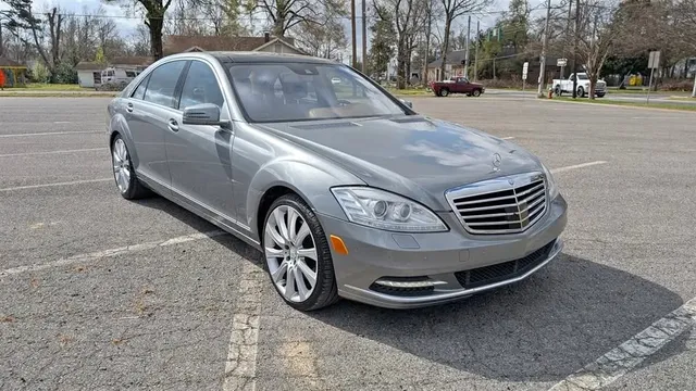 2013 Mercedes-Benz S-Class S550