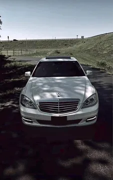 2013 Mercedes-Benz S-Class S550