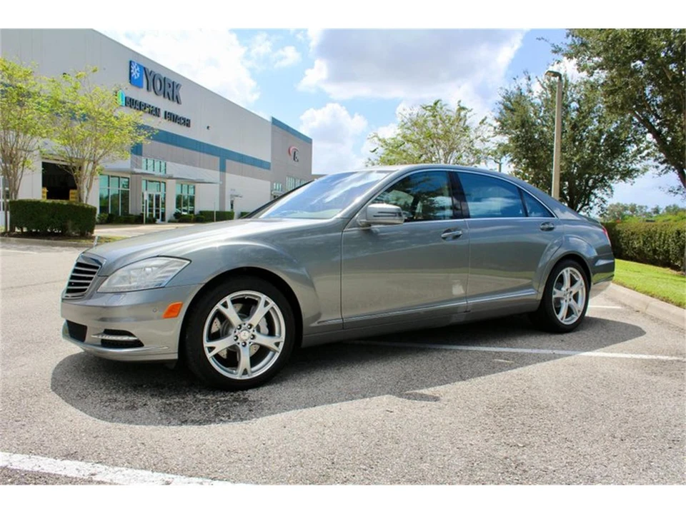 2013 Mercedes-Benz W221 S-Class - Image 8 of 31