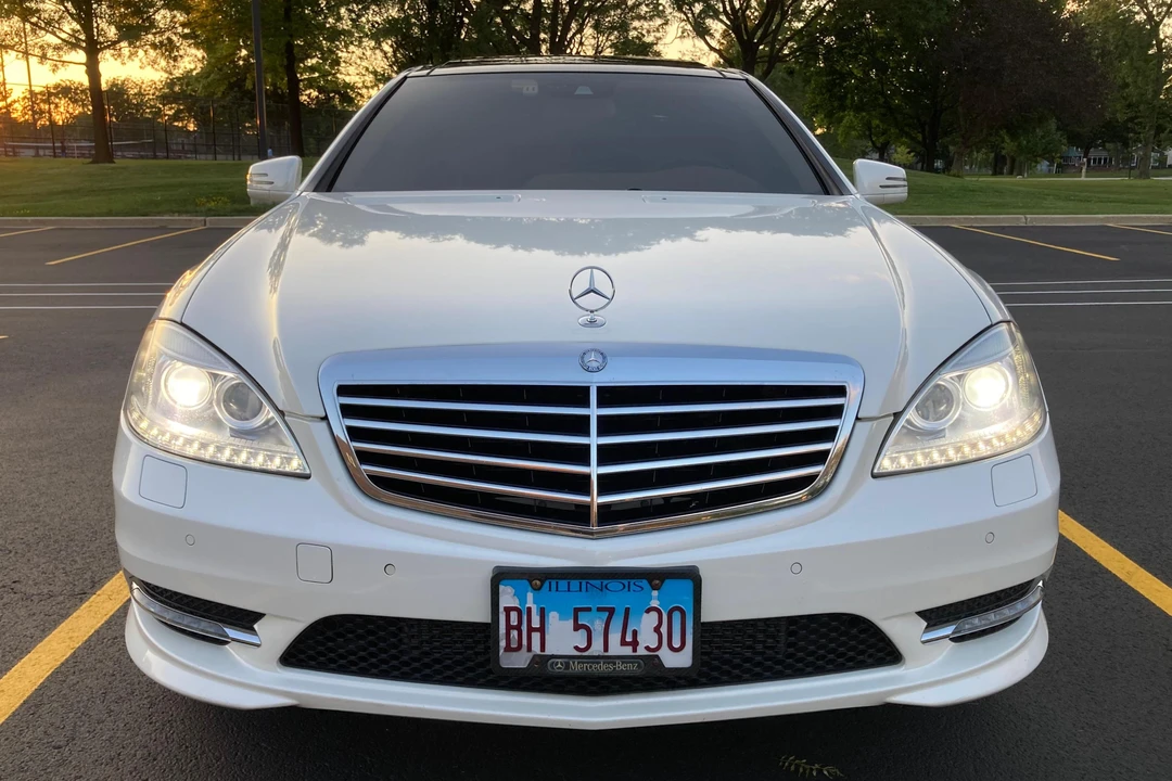 2013 Mercedes-Benz W221 S-Class - Image 2 of 31
