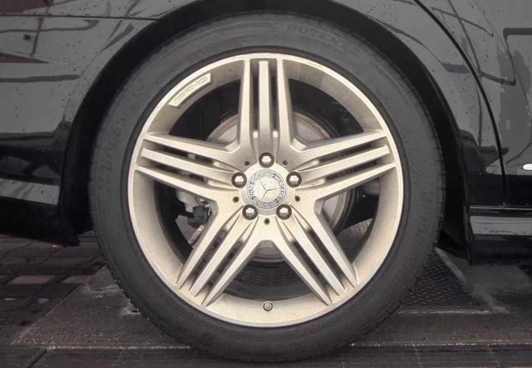 2013 Mercedes-Benz W221 S-Class - Image 9 of 16