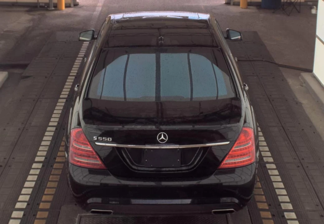 2013 Mercedes-Benz W221 S-Class - Image 3 of 16