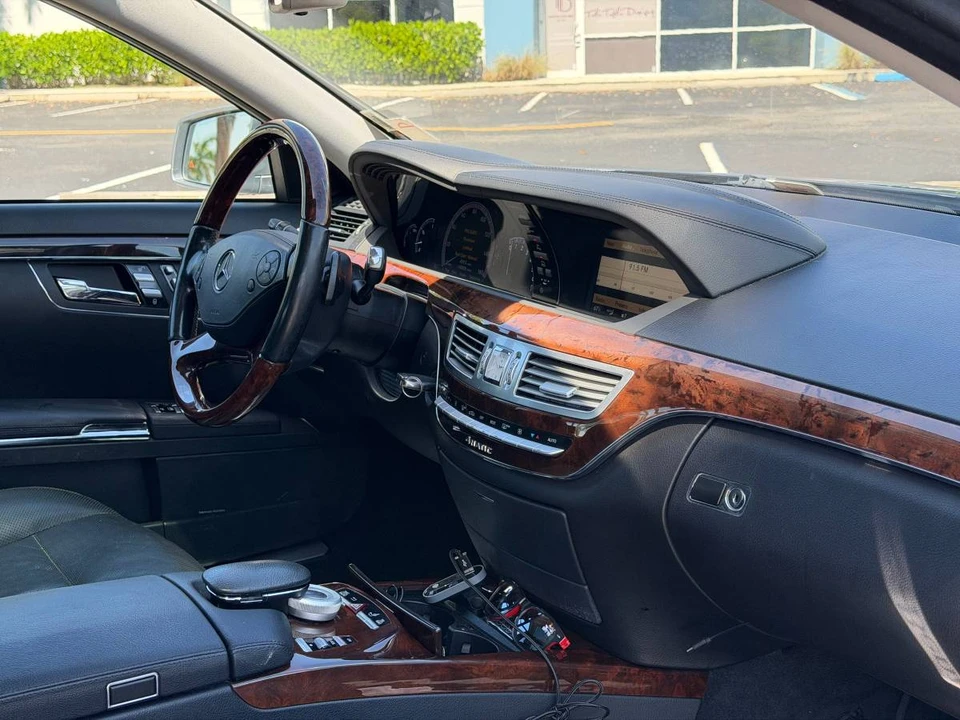 2013 Mercedes-Benz W221 S-Class - Image 11 of 12