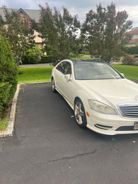 2013 Mercedes-Benz W221 S-Class - Image 2 of 10