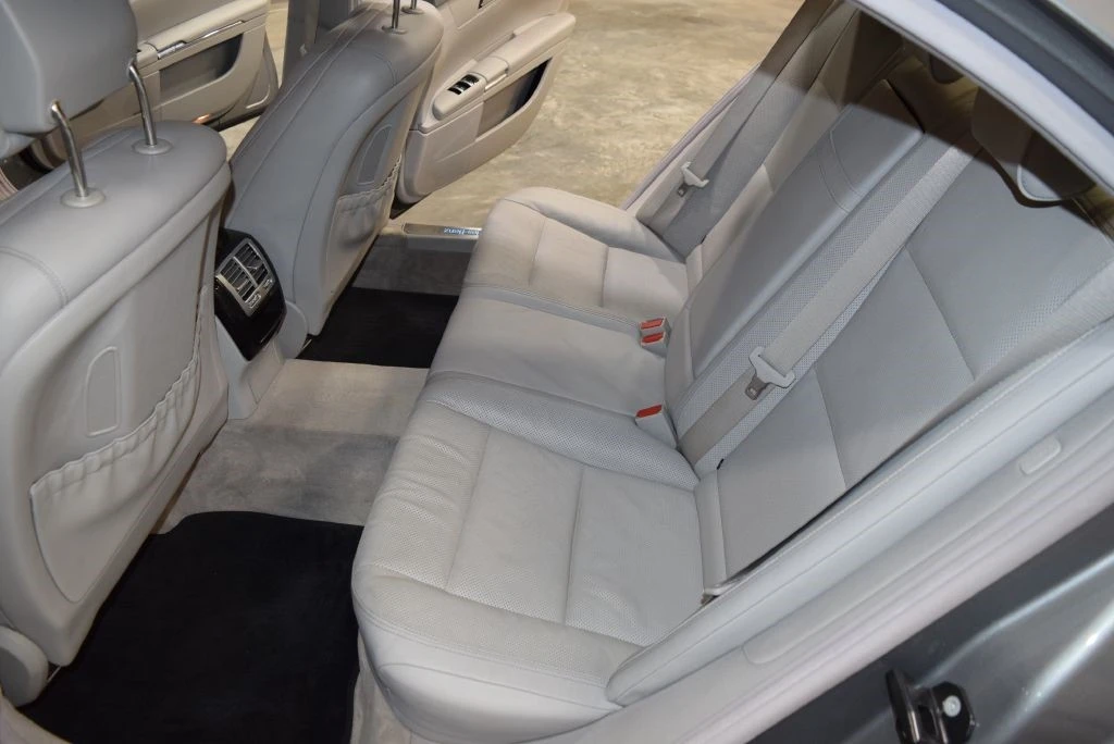 2013 Mercedes-Benz W221 S-Class - Image 16 of 21