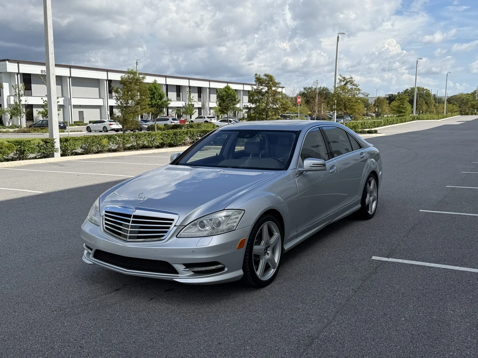 2013 Mercedes-Benz W221 S-Class - Image 8 of 31