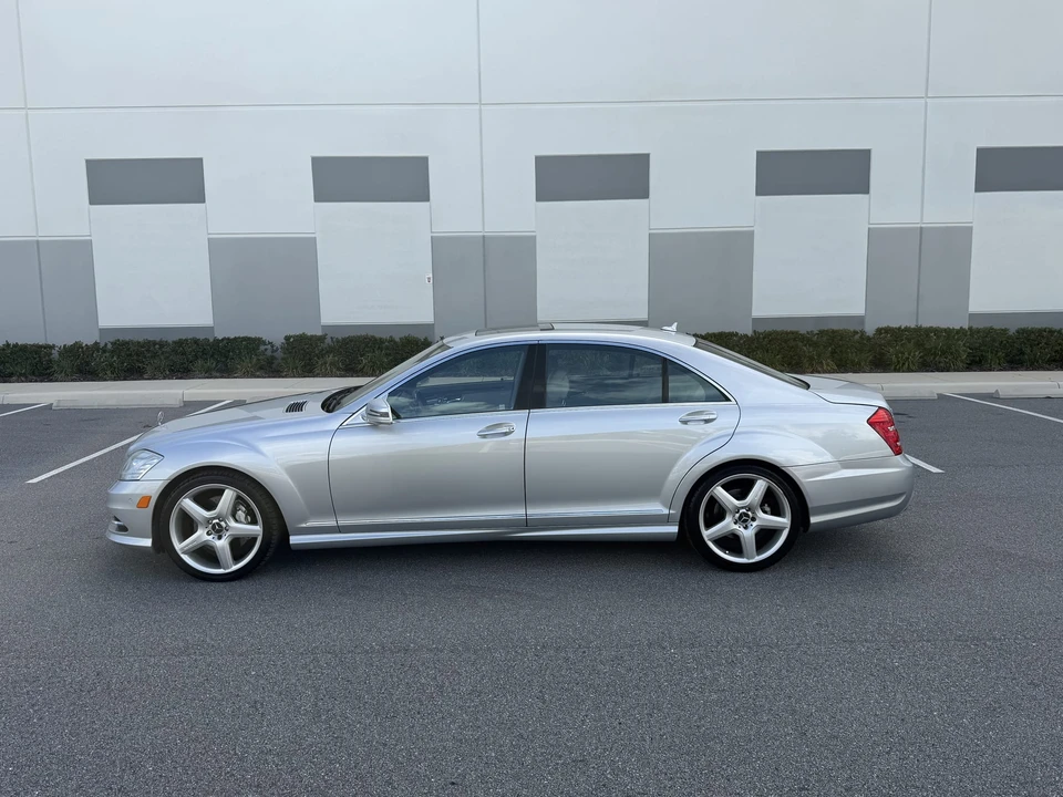 2013 Mercedes-Benz W221 S-Class - Image 2 of 31