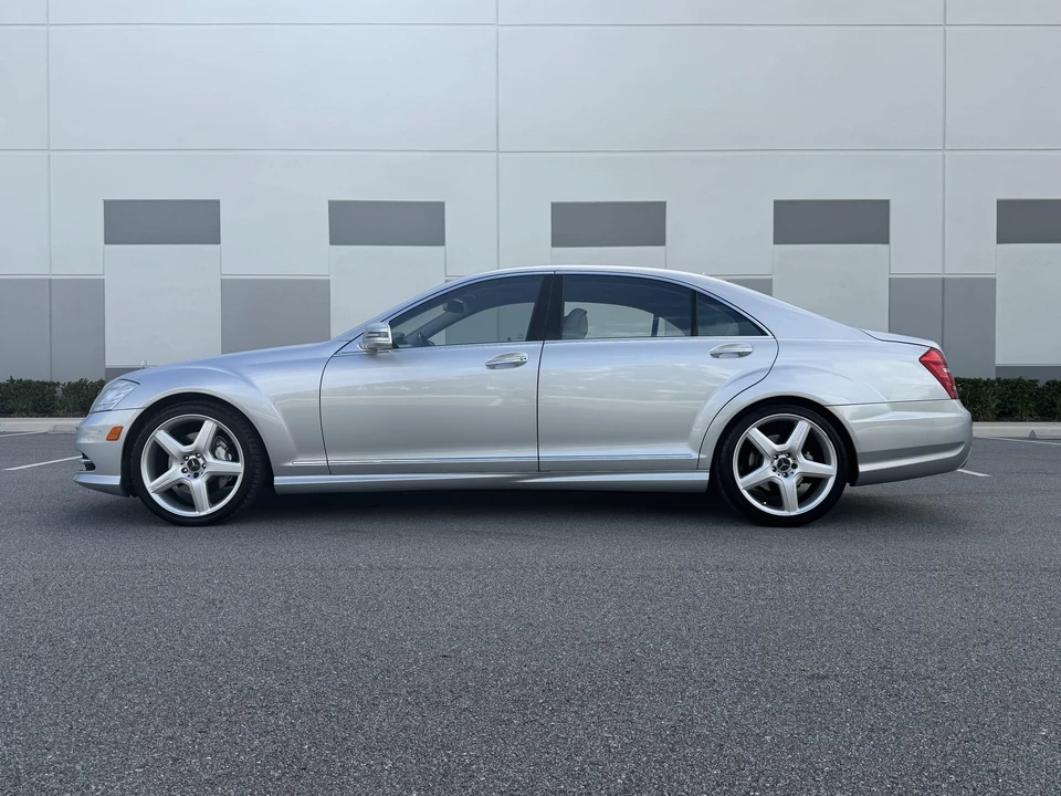 2013 Mercedes-Benz W221 S-Class - Image 3 of 31