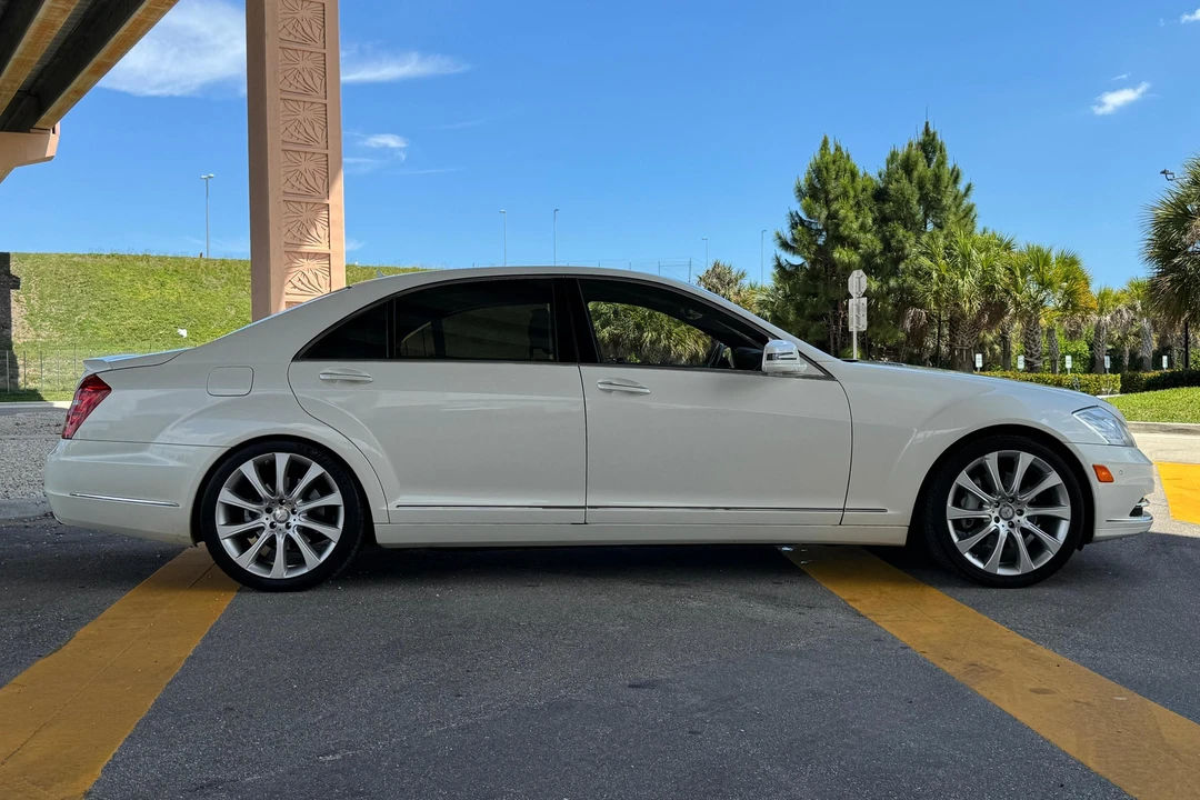 2013 Mercedes-Benz W221 S-Class - Image 3 of 31