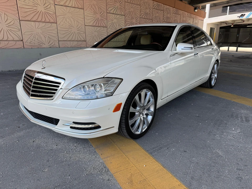 2013 Mercedes-Benz W221 S-Class - Image 8 of 31