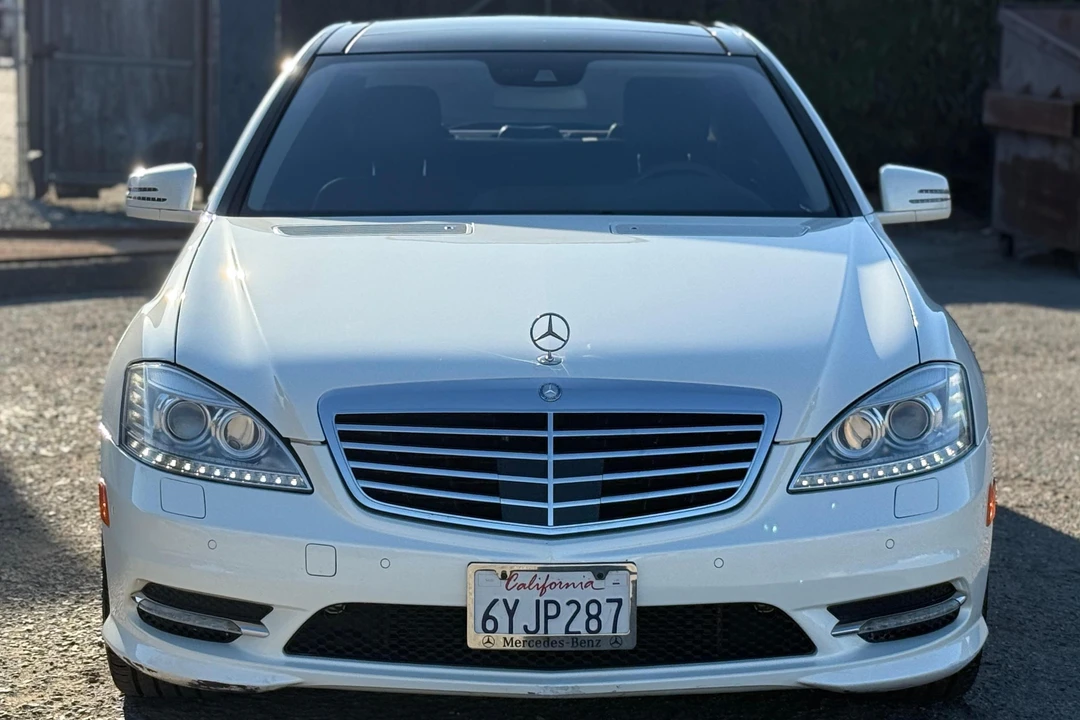 2013 Mercedes-Benz W221 S-Class - Image 2 of 31